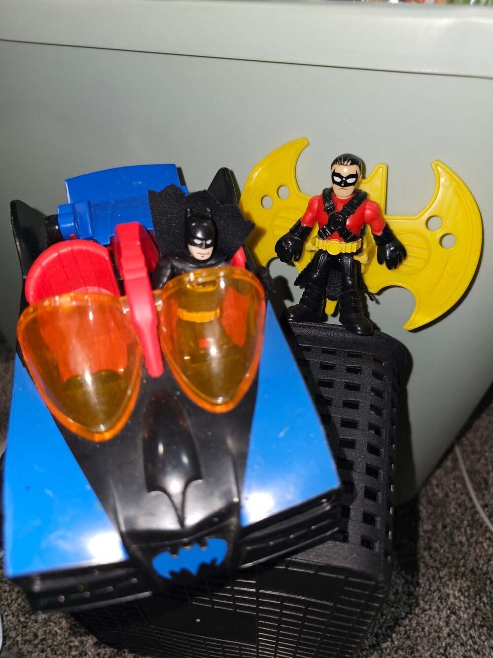 Imaginext DC Super Friends Batmobile With Batman And Robin Figures Lot